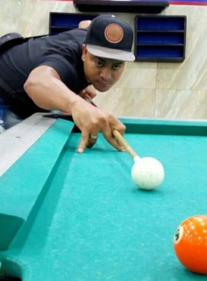 Cabe mencionar que, “Aretico” era considerado el segundo mejor jugador de billar en Colombia, después de “Kuko”, dado a la forma profesional como jugaba.