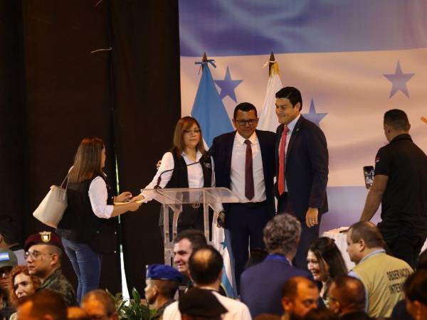 Honduras entra en la recta final de su proceso electoral, a horas de que venza el plazo legal para que se oficialicen los resultados de las elecciones generales del 30 de noviembre, en un escenario marcado por un ajustado resultado presidencial, denuncias de fraude, retrasos en el escrutinio y acusaciones de injerencia de Estados Unidos.