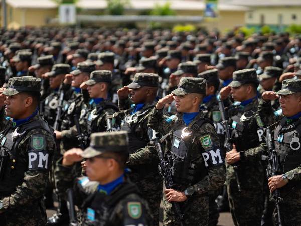 El Gobierno de Honduras anunció que a partir de este lunes 1 de junio comenzarán “acciones contundentes” contra el crimen organizado, incluidas las maras y pandillas, que implicará la llegada de equipo tecnológico y apoyo internacional para intervenir inicialmente en 40 municipios con alta incidencia delictiva.