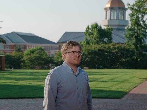 Connor Drake, estudiante de ciencias computacionales, envió 30 solicitudes para prácticas y sólo recibió una respuesta.