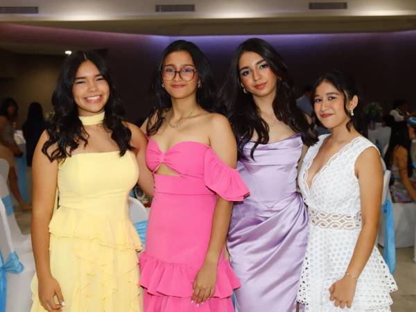 María Fernanda Paredes, Gisselle Padilla, Aby Acevedo y Jimena Fernández