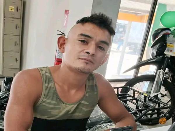 José Eliseo López Escobar es buscado por su madre y hermana.