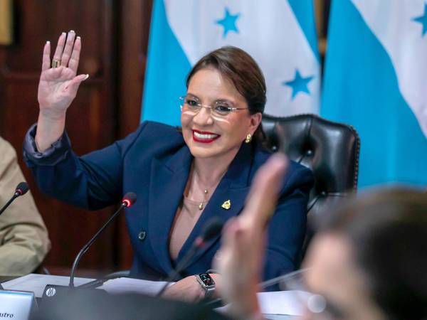 La firma internacional CID Gallup publicó su encuesta sobre la aprobación presidencial de los mandatarios latinoamericanos. Conozca en qué posición se ubicó la presidenta de Honduras, Xiomara Castro.
