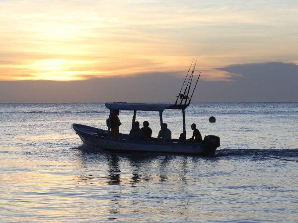 Alrededor de 400 competidores con 80 embarcaciones participarán en cuatro categorías.