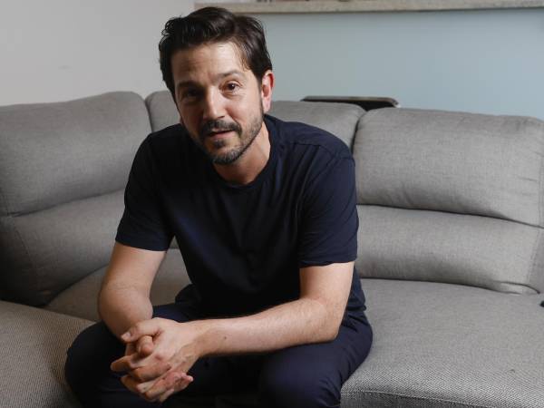 El actor y director mexicano, Diego Luna.