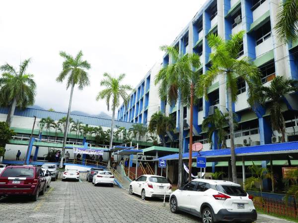 <b>El hospital Mario Catarino Rivas recibe pacientes de todo el noroccidente del país. Foto: F. Muñóz</b>