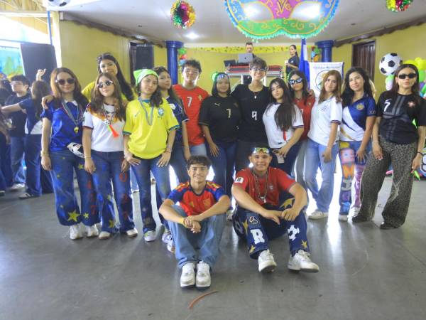 Seniors 2027 de la Kiddy Kat &amp; Morazzanni celebraron a lo grande su inicio de clases