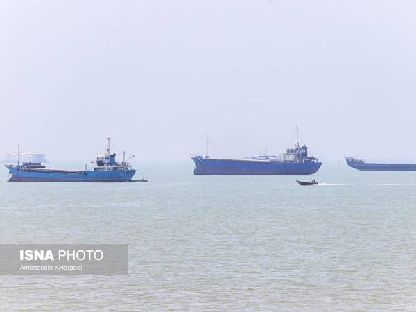 Las Fuerzas Armadas iraníes anunciaron el cierre del estrecho de Ormuz al tránsito marítimo en respuesta a los ataques israelíes en el sur del Líbano. EFE/ Agencia Iraní ISNA