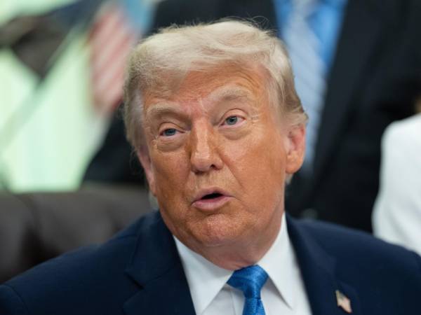 Imagen de archivo de Donald Trump. EFE/EPA/AARON SCHWARTZ / POOL