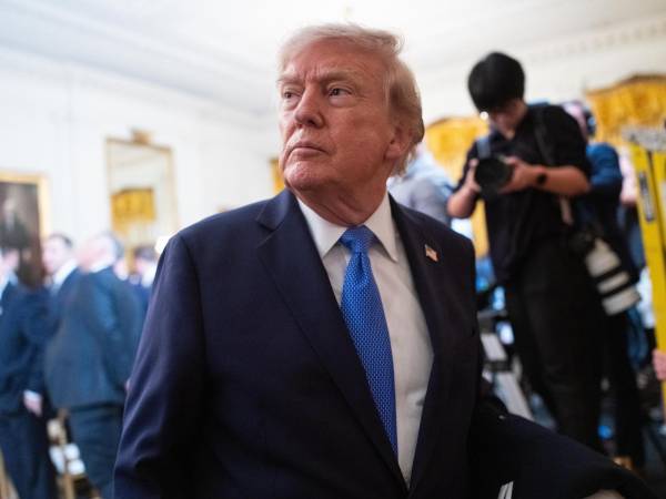 Donald Trump, presidente de EE UU en imagen de archivo. EFE/EPA/AARON SCHWARTZ / POOL