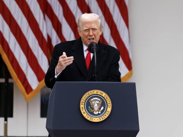 El presidente de Estados Unidos, Donald Trump, fue captado este martes, 25 de noviembre, durante un acto público, en el Jardín de las Rosas de la Casa Blanca, en Washington DC .