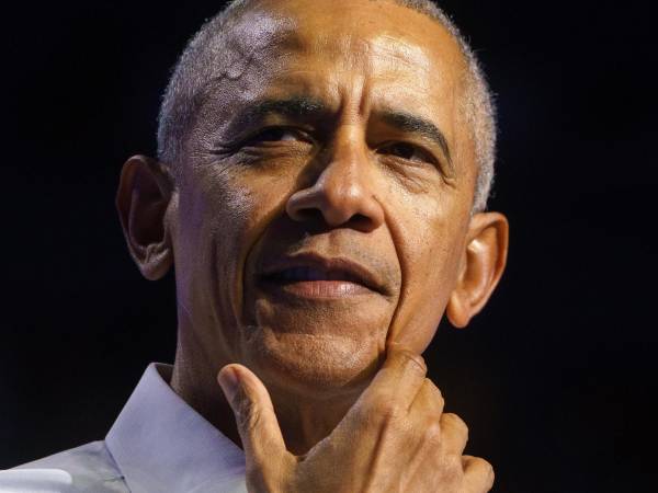 Obama aclaró en Instagram que no vio pruebas de que los extraterrestres hayan hecho contacto con nosotros durante su presidencia, pero hizo una suposición porque el universo es tan vasto, que es probable que haya vida ahí fuera.