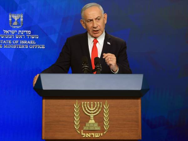El primer ministro israelí, Benjamin Netanyahu, durante una rueda de prensa en Jerusalén el pasado 15 de junio de 2026. EFE/EPA/RONEN ZVULUN / POOL