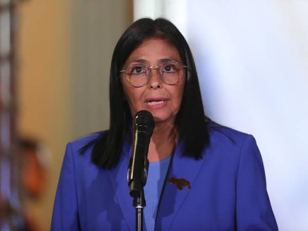 Foto de archivo de la presidenta encargada de Venezuela, Delcy Rodríguez.