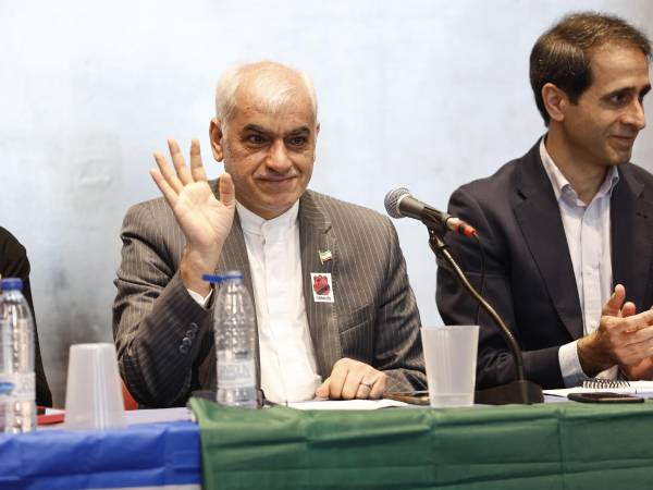 El embajador de Irán en España, Reza Zabib, durante su participación en un acto contra la agresión imperialista de EE.UU. e Israel, el sábado en Madrid.