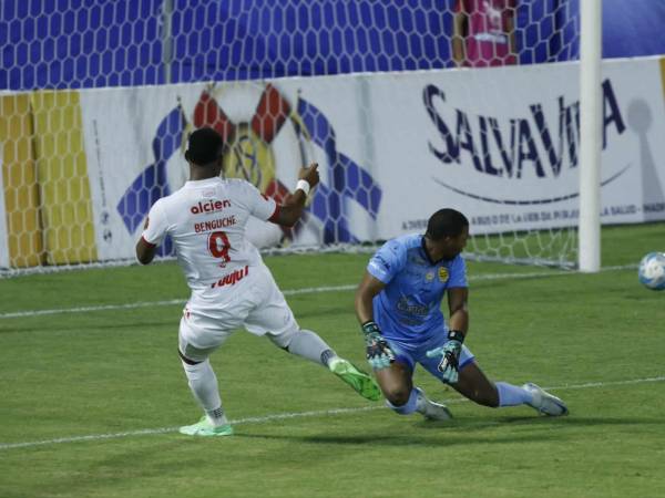 Así fue el fallo de Benguché tras gran asistencia de Bengtson.