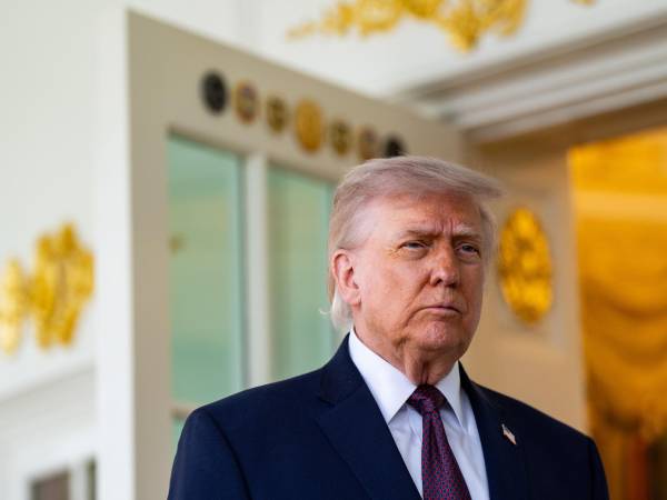 Trump arremetió el domingo contra el pontífice. EFE/EPA/SALWAN GEORGES / POOL