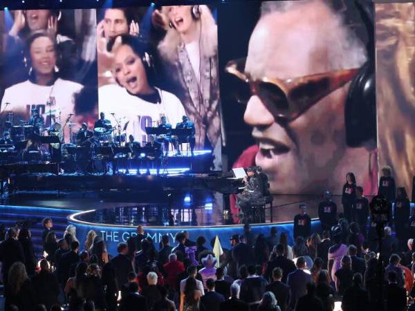 Los Grammy rinden homenaje a Quincy Jones en voz de Stevie Wonder y Janelle Monáe