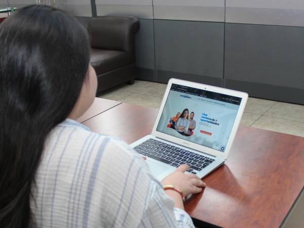 La plataforma es rápida y fácil de usar.