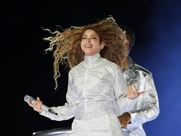La cantante colombiana Shakira cerrará con éxito su gira por España.