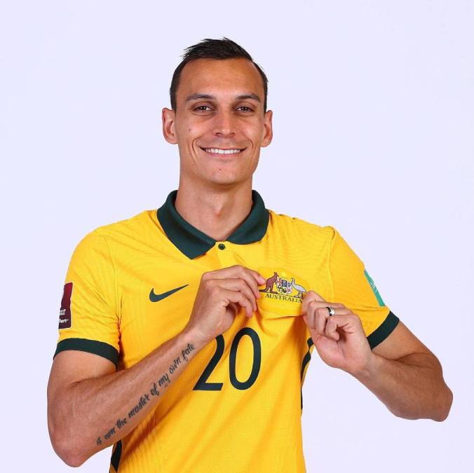 Trent Sainsbury, ha formado parte del PSV Eindhoven, el Inter de Milán y el Maccabi Haifa, pero al parecer no fueron suficientes para convencer al entrenador.