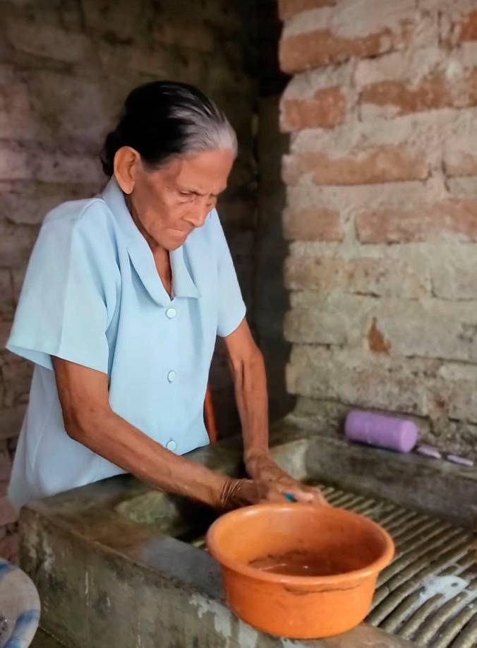 “Mamita”, como se le denominaba en Tiktok junto a su nieto Jonathan Osorto llegaron alcanzar un millón de seguidores en la plataforma.