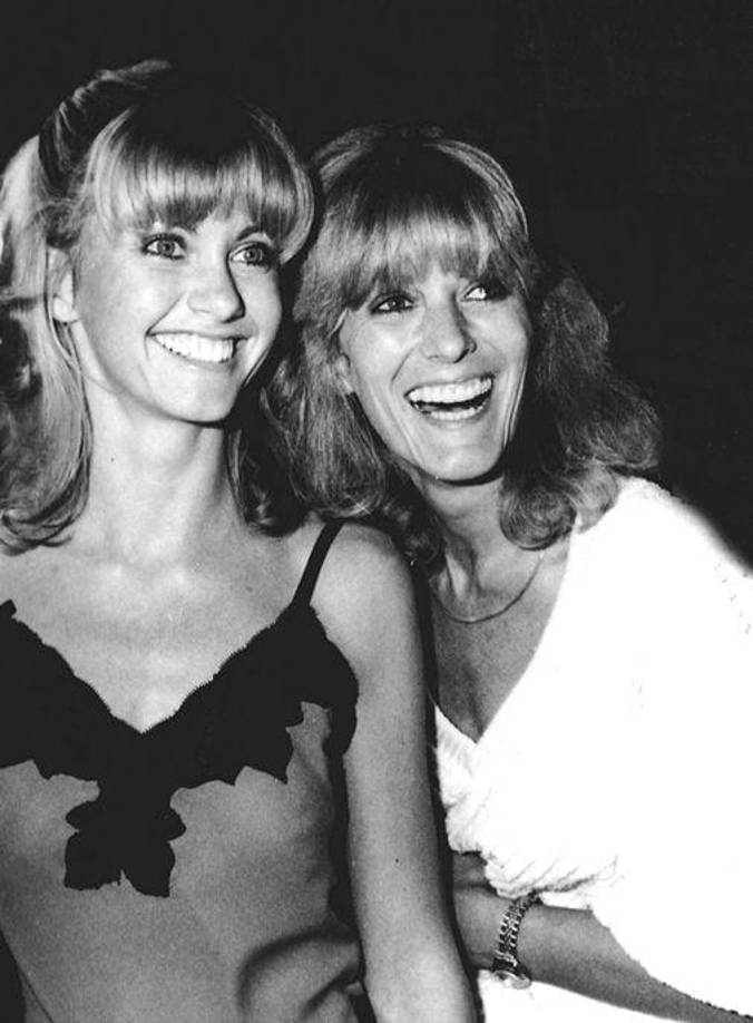 En 1974, representó al Reino Unido en el Festival de Eurovisión con la canción Long Live Love. Tras su breve paso por el grupo Tomorrow, Olivia saltó a la fama internacional en 1971 con la edición de su primer sencillo, If not for You, versión de la canción del mismo título de Bob Dylan.