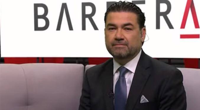 Barrera también es colaborador del Canal 44, Milenio y El Informador.