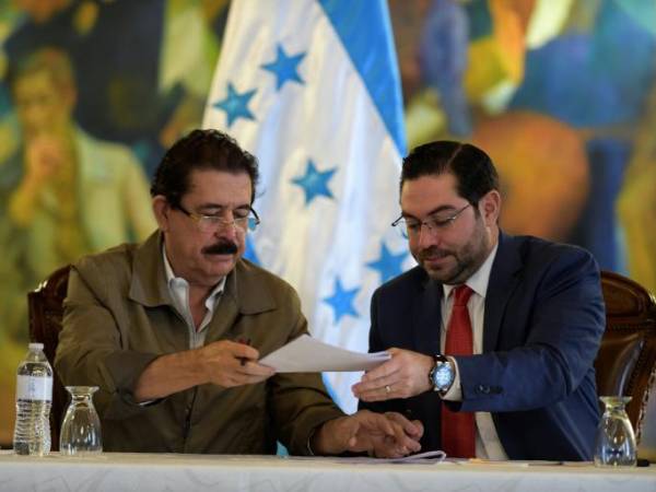 El expresidente Manuel Zelaya Rosales reaccionó y respondió al precandidato presidencial de Libre, Jorge Cálix, tras una denuncia que este expuso ante la opinión pública.