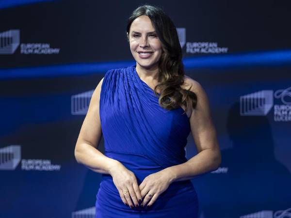 Fotografía de archivo de Karla Sofía Gascón en la 37ª edición de los Premios del Cine Europeo en el Centro de Convenciones y Cultura KKL en Lucerna, Suiza, el 7 de diciembre de 2024.