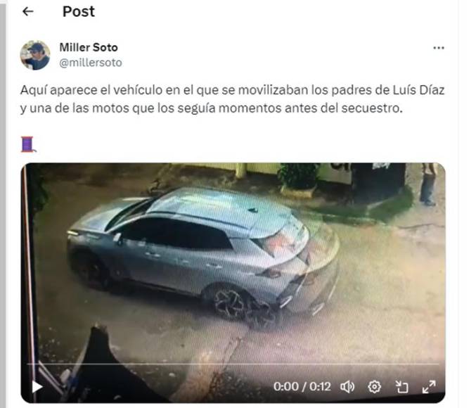 En las redes sociales se filtró un video en donde se ve el vehículo en donde se desplazan los padres de Auzmendi. 