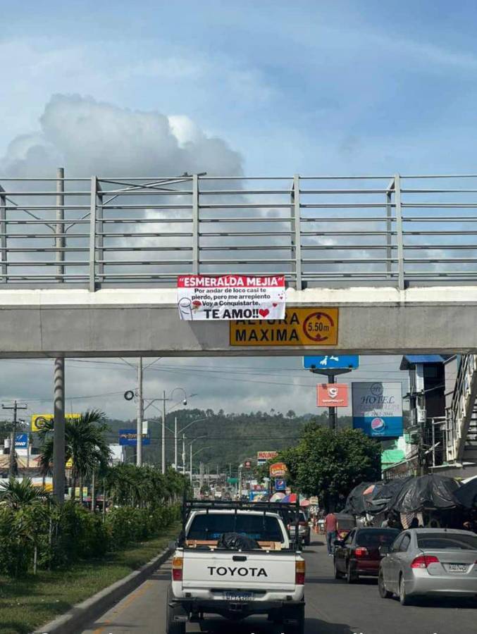 En este cartel el misterioso enamorado se comprometió a conquistar de nuevo.