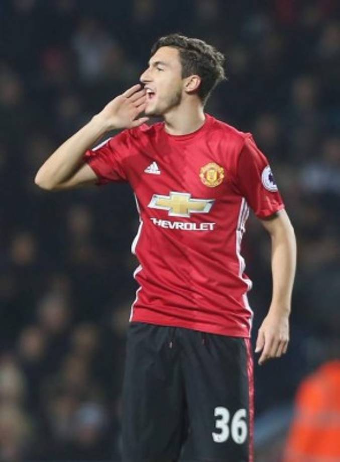 'Calciomercato' afirma que el Inter de Milán está dispuesto a pujar por Matteo Darmian, actual jugador del Manchester United. El futbolista termina contrato el próximo verano y en los últimos días se ha relacionado mucho con la Juventus de Turín.