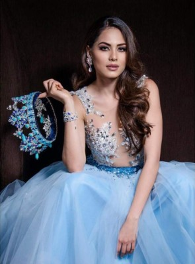 Ella fue coronada por la sustituta de la ganadora del año anterior, la regia Claudia Lozano, ya que Sofía Aragón no se presentó a entregar la banda a la nueva ganadora después de la polémica suscitada.