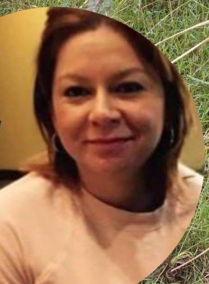 La profesional de la Educación impartía el pan del saber en el Instituto Carlos Roberto Flores. 