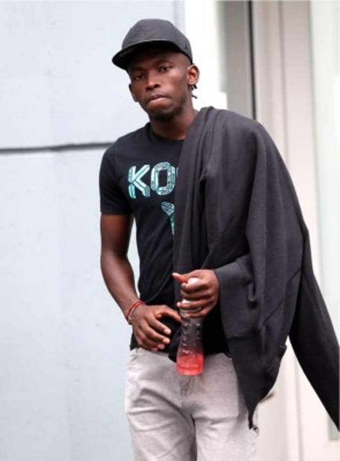 El delantero hondureño Alberth Elis confirmó que se va del Monterrey tras un fugaz paso en el que no logró marcar ningún gol con el primer equipo de los Rayados. Según se conoció, el catracho apunta a la MLS donde lo quiere el Houston Dynamo de Boniek García.