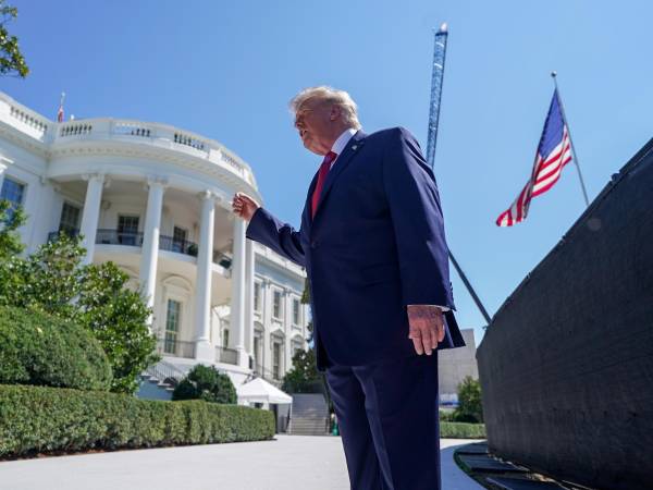 El presidente Donald Trump en imagen de archivo. EFE/EPA/AL DRAGO / POOL