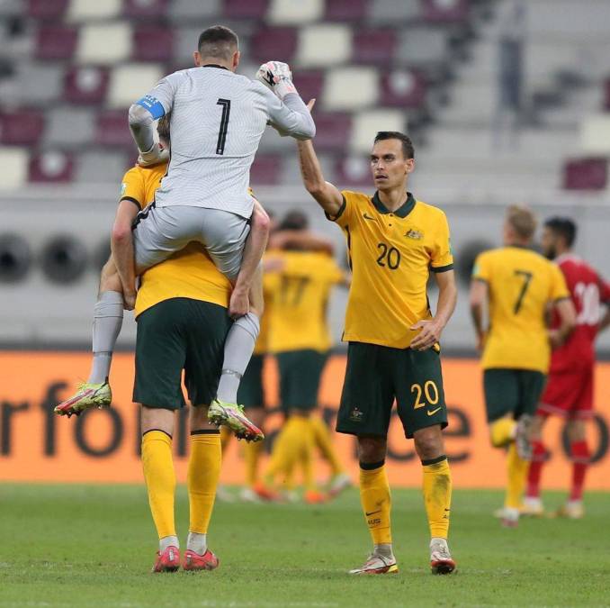 “Muchas felicidades a todos los muchachos seleccionados. Se que estarán orgullosos de ellos mismos, su familia, amigos y de Australia en Qatar”.