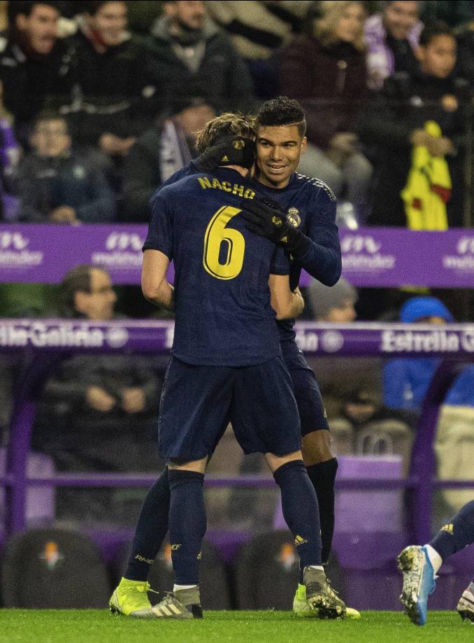 Nacho también se hizo presente y dejó su mensaje: “¡Suerte en tu nueva etapa Casemiro! Aquí en Madrid dejas una trayectoria para la historia. Un placer jugar contigo amigo. Suerte”.