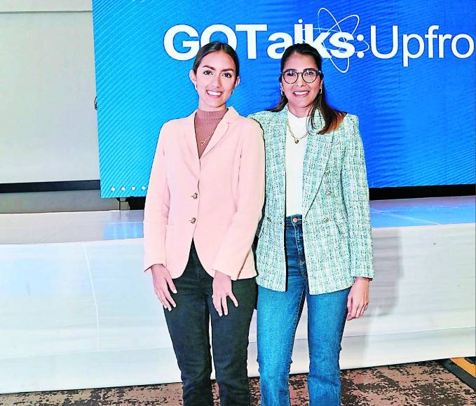 Estefanía Hernández y Marissa Caballero
