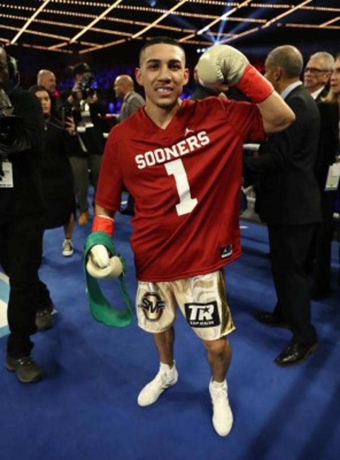 Teófimo se recuperó luego de una fractura de muñeca que sufrió en mayo cuando venció al pugilista brasileño William Silva en el Lakefront Arena, New Orleans.