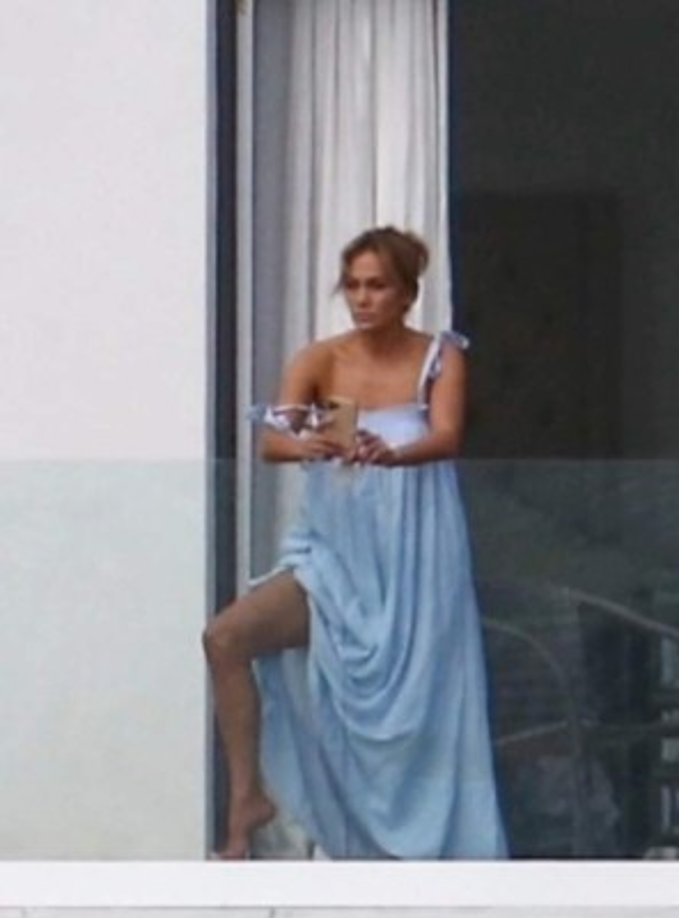 J.Lo, de 51 años, terminó hace un mes una larga relación con el ex beisbolista Alex Rodriguez.