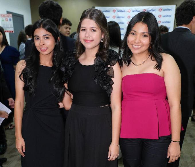 Victoria Peña, Sofía Barahona e Ixchel Alvarado