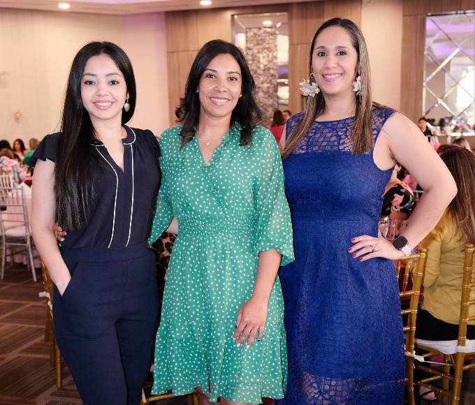 Fanny Ramírez, Vivien Melara y Maritza Reyes