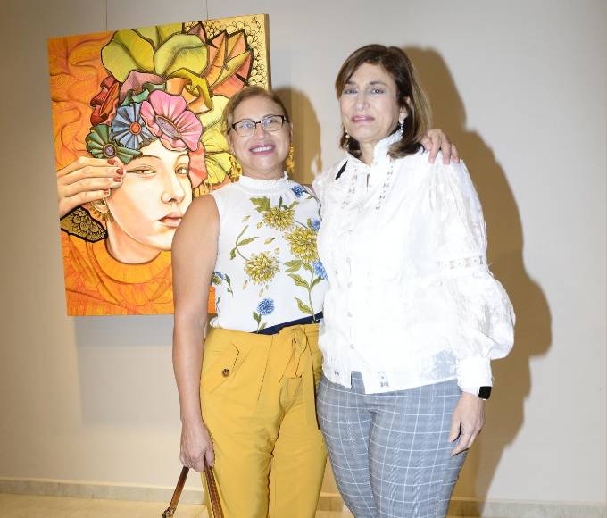 Marta Velásquez y Yadira de Andonie