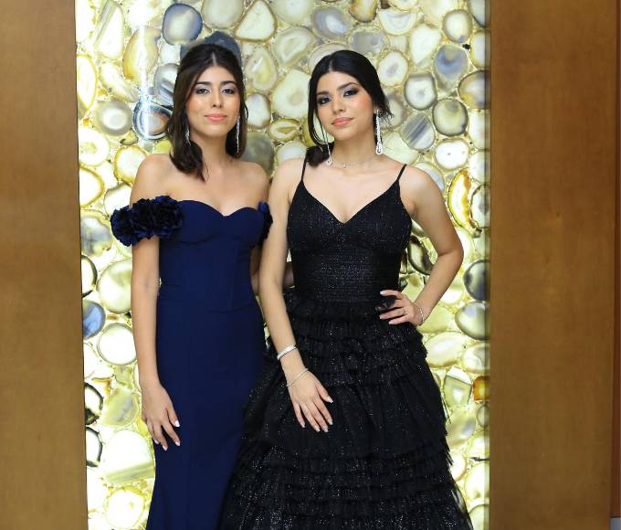 Lizeth Reyes y Gabriela Reyes