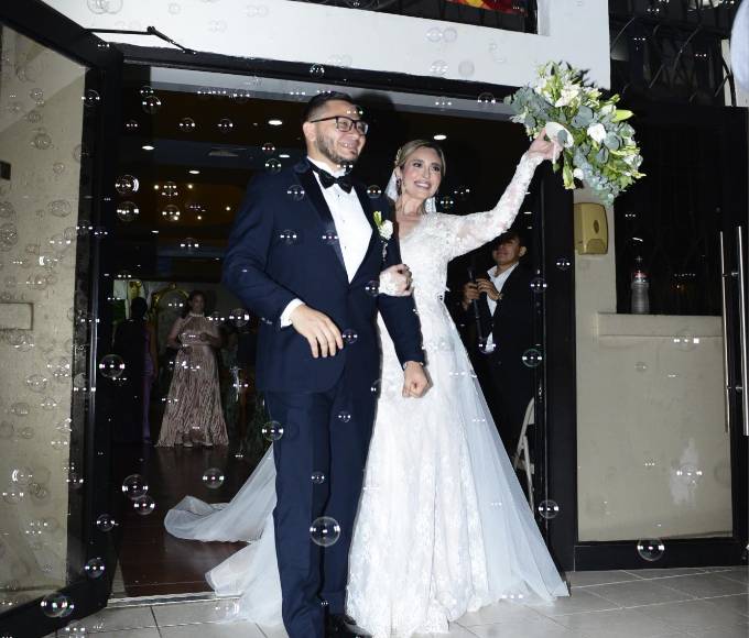 Julio Rodríguez y Samira Mendoza se juran amor eterno