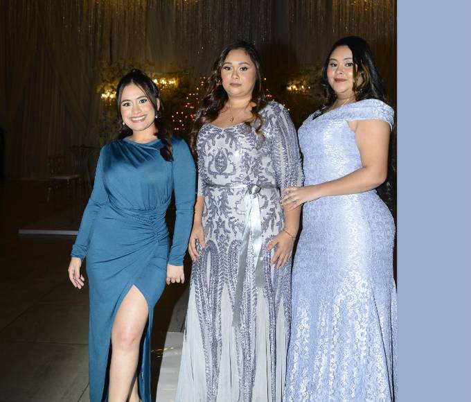 Angela Flores, Francis Hernández y Daniela Portillo