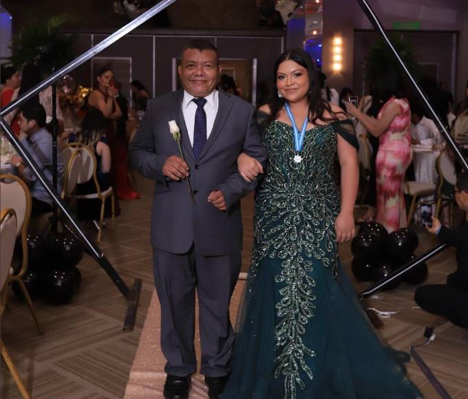 Jose Luis Reyes y Ángela Reyes