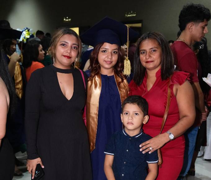 Josselin Hérculez, Danesy Hérculez, Claudia Rivas, Steven Rivas 